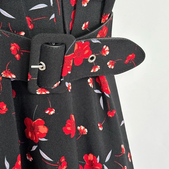 City Chic Black Red Dark Dark Floral Fit and Flare Dress Whimsy Goth Pinup 50's - Picture 4 of 8